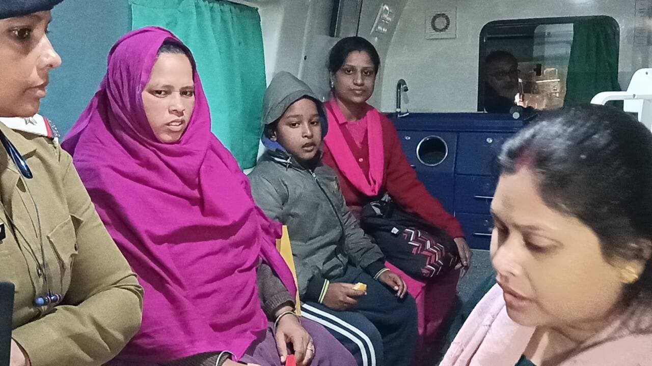Sonali Biwi returned to India through Malda border 