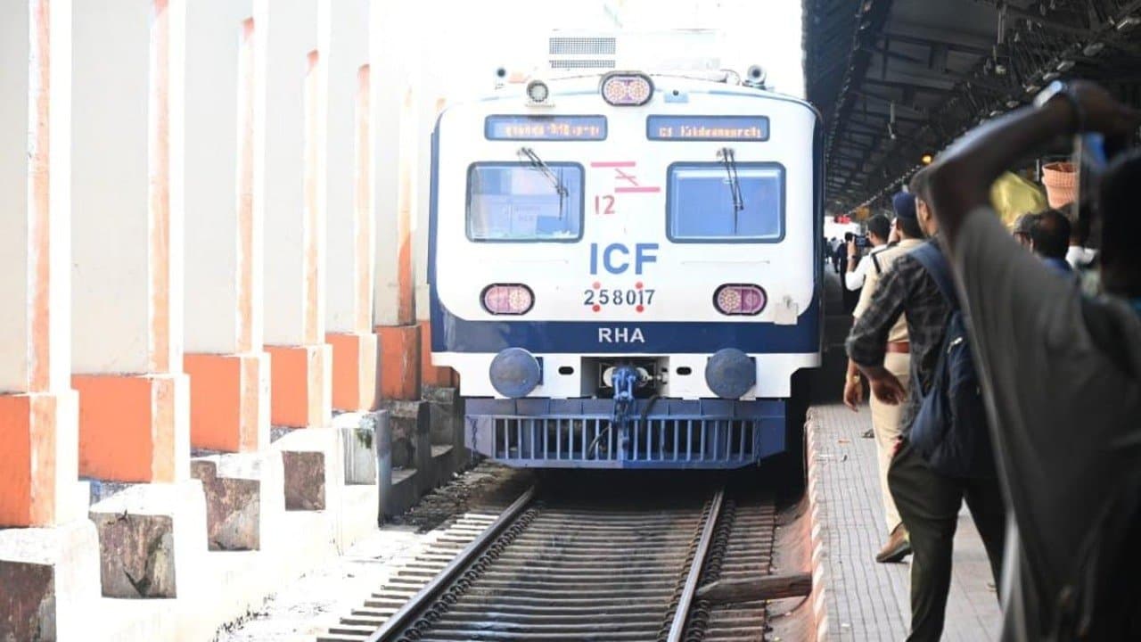 New ac local service commence on sealdah-kalyani section