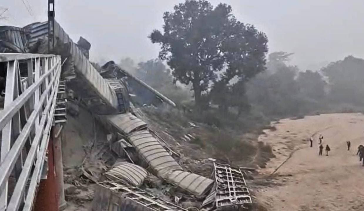 Bihar Train Accident Several Trains Cancelled