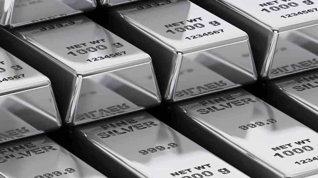 Silver Rate: Strong upward streak makes two lakh milestone