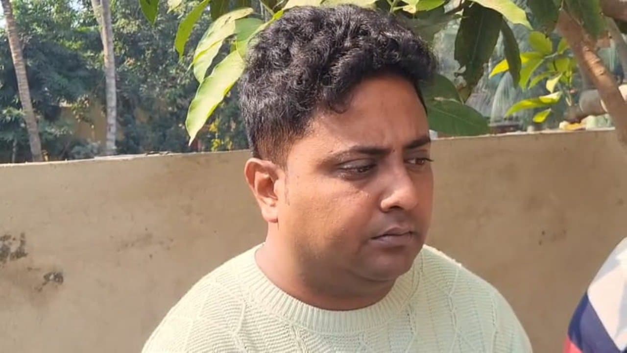 SIR Draft Voter List: Dankuni TMC councillor declared dead in the list is very much alive