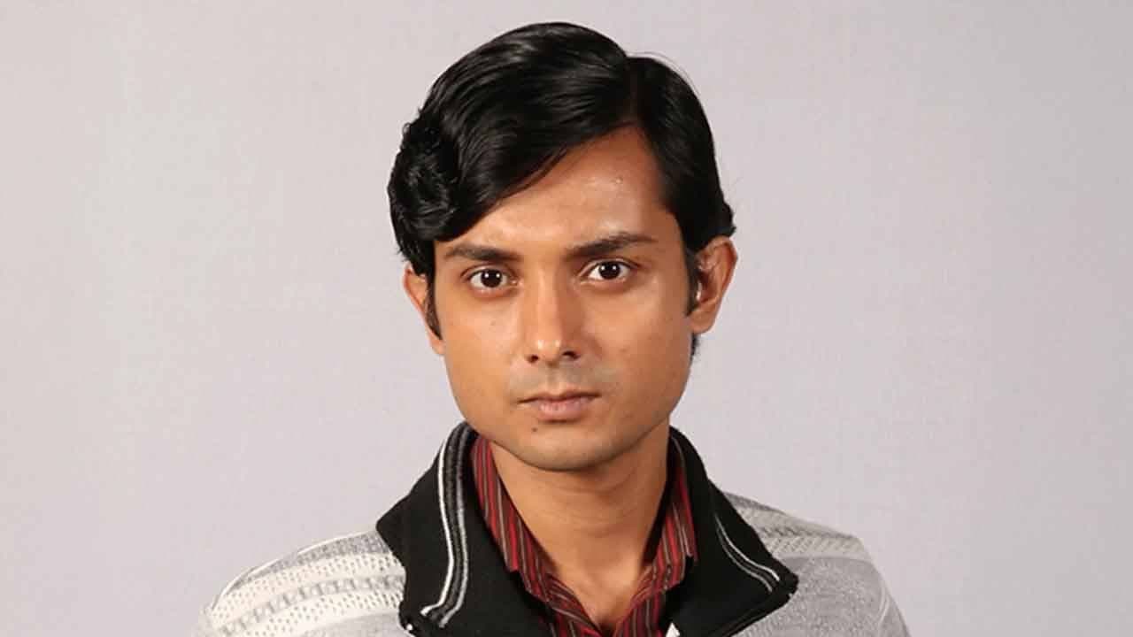 Director Pratim D Gupta on Breaking Kalpan Mitra s Typecast Image as Feluda s Topshe