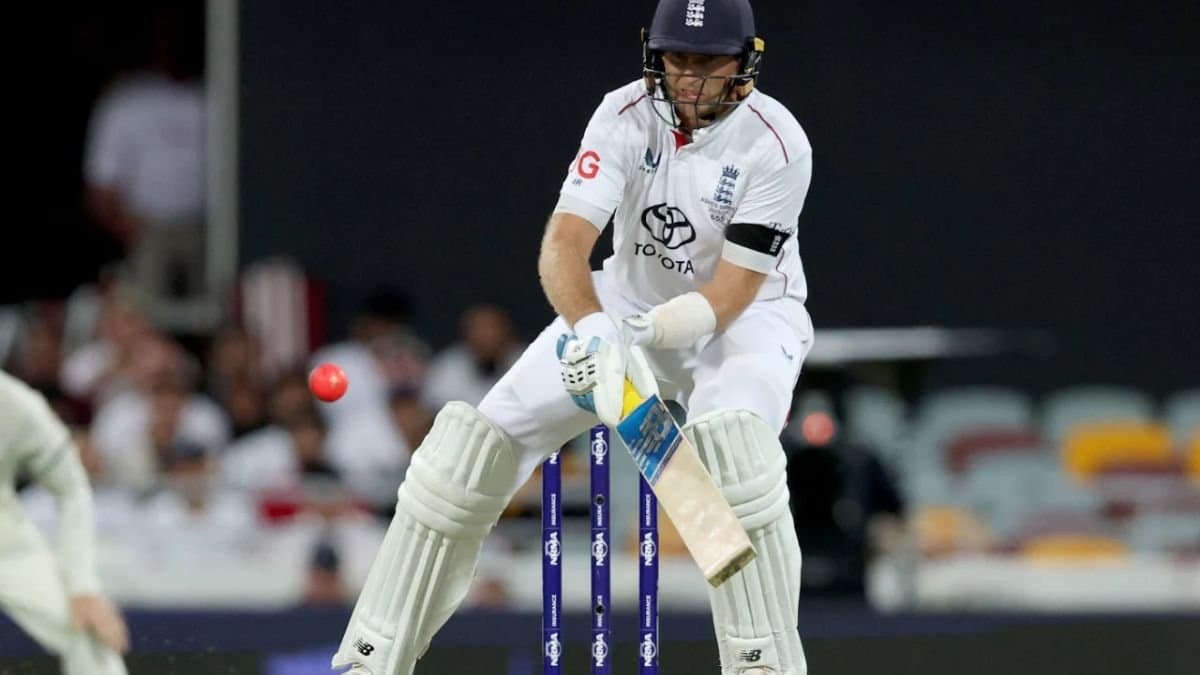 Joe Root scored century in 2nd test of  Ashes 