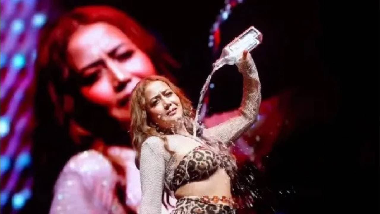 Neha Kakkar s viral water pour stage act sparks praise and outrage online