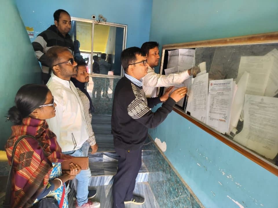 SIR Draft Voter List: Voters across West Bengal thronged at BDO offices to check the list