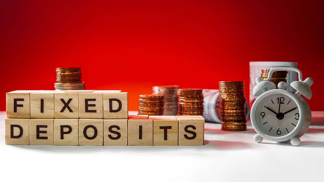 Rupees Five lakh fixed deposit how much income can you earn per month find out the calculation