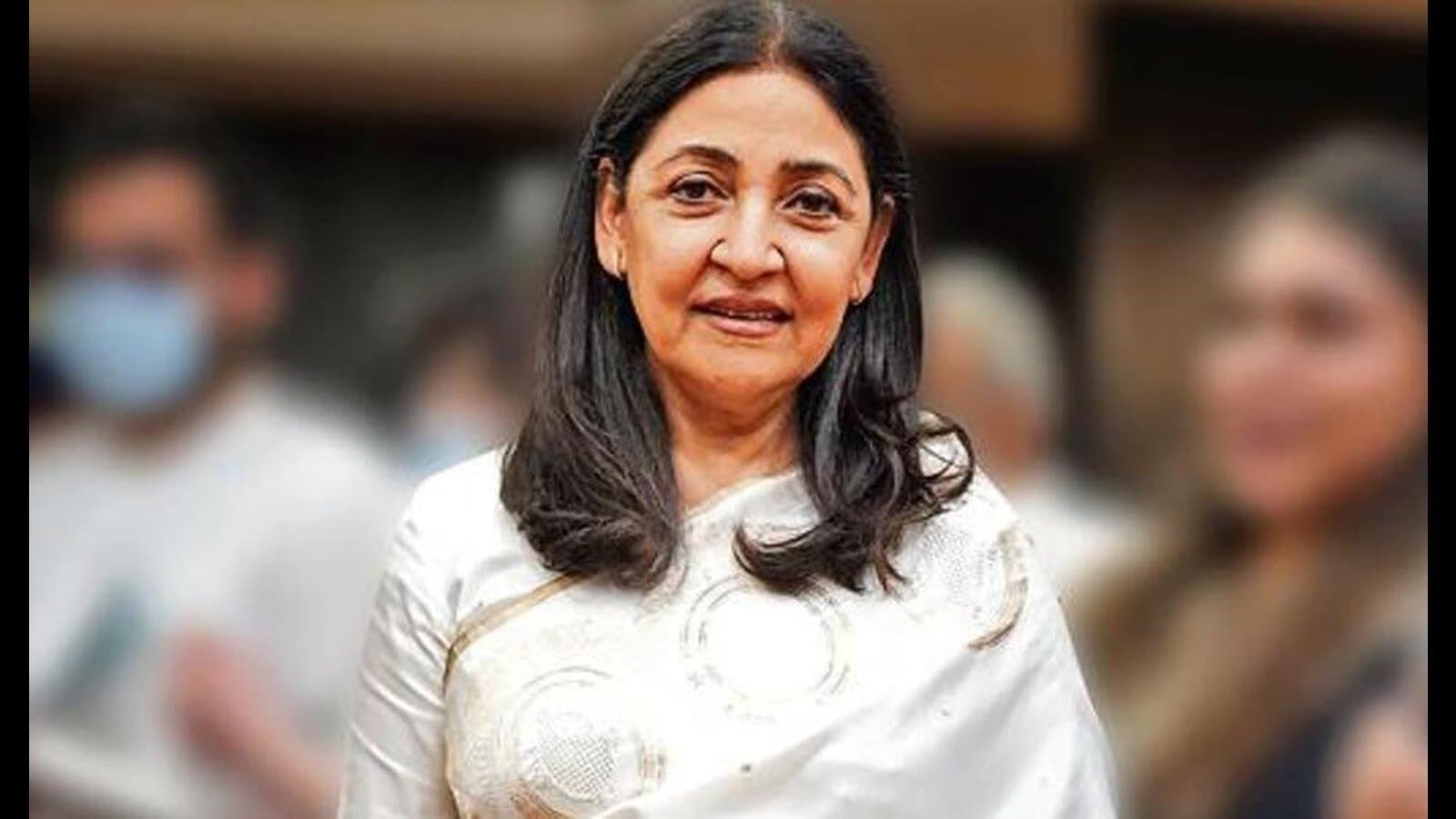 Veteran Actress Deepti Naval Chooses An Auto Ride Over A Car While Heading to a Luxury Lunch
