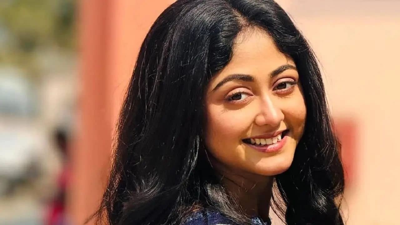 Susmita Dey shares her experience as she is going to perform on stage as Lutfunnisa for the first time 