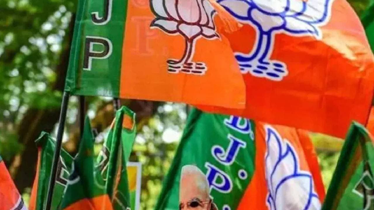 BJP is subdivided into many parts in Chinsurah due to squabbles