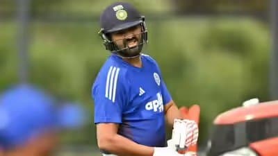 Fans misbehave with Rohit Sharma-incident goes viral