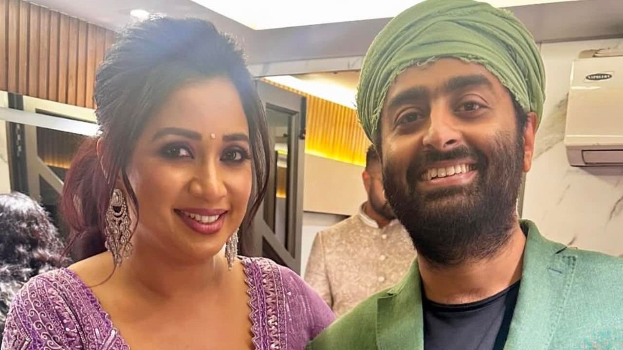 Shreya Ghoshal reacts on Arijit Singhs retirement announcement