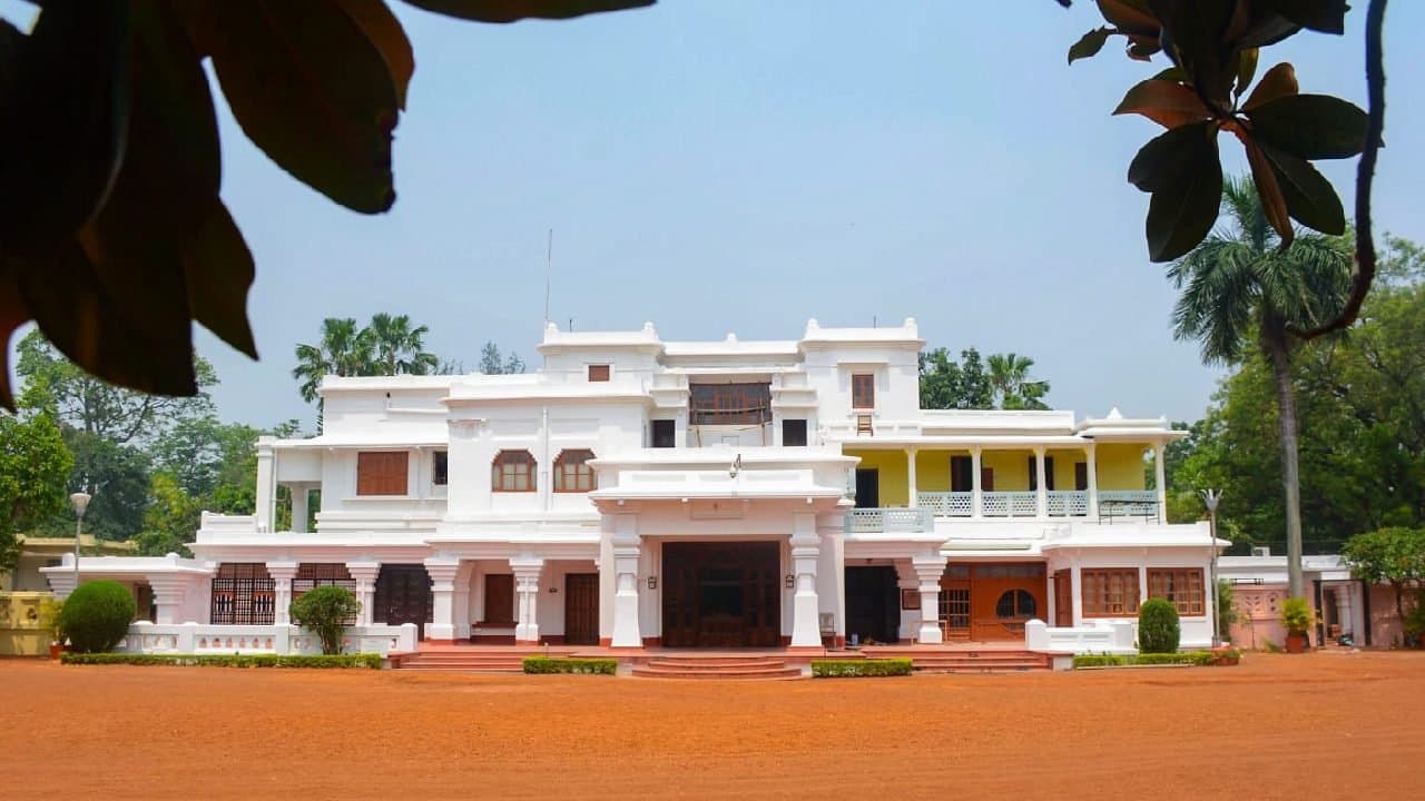 Fresh controversy shrouds at Visva Bharati over a notice