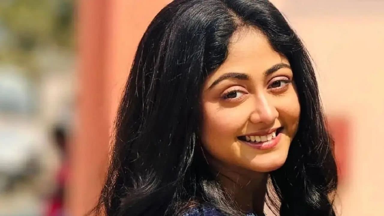 Susmita Dey expressed her feeling before performing Lutfunnisa Begum character on stage