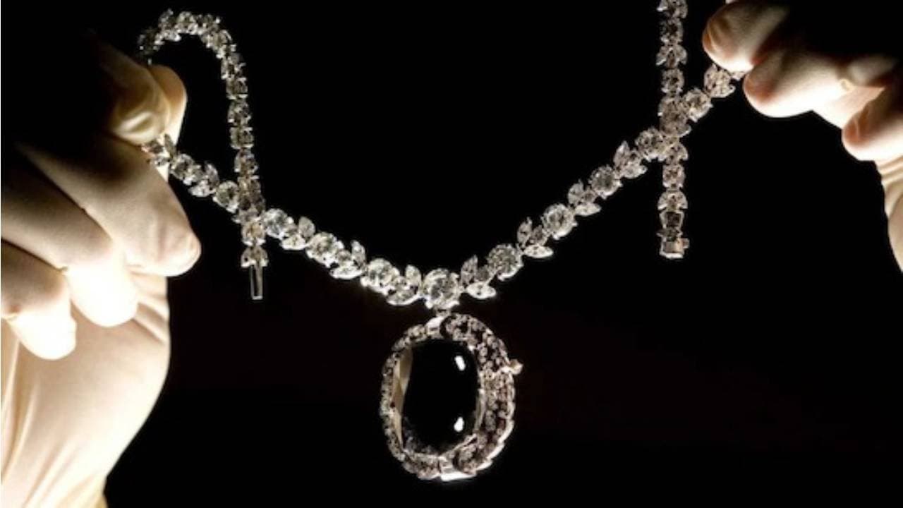 This black diamond is stolen from an Indian temple 3 owners died mysteriously know its story