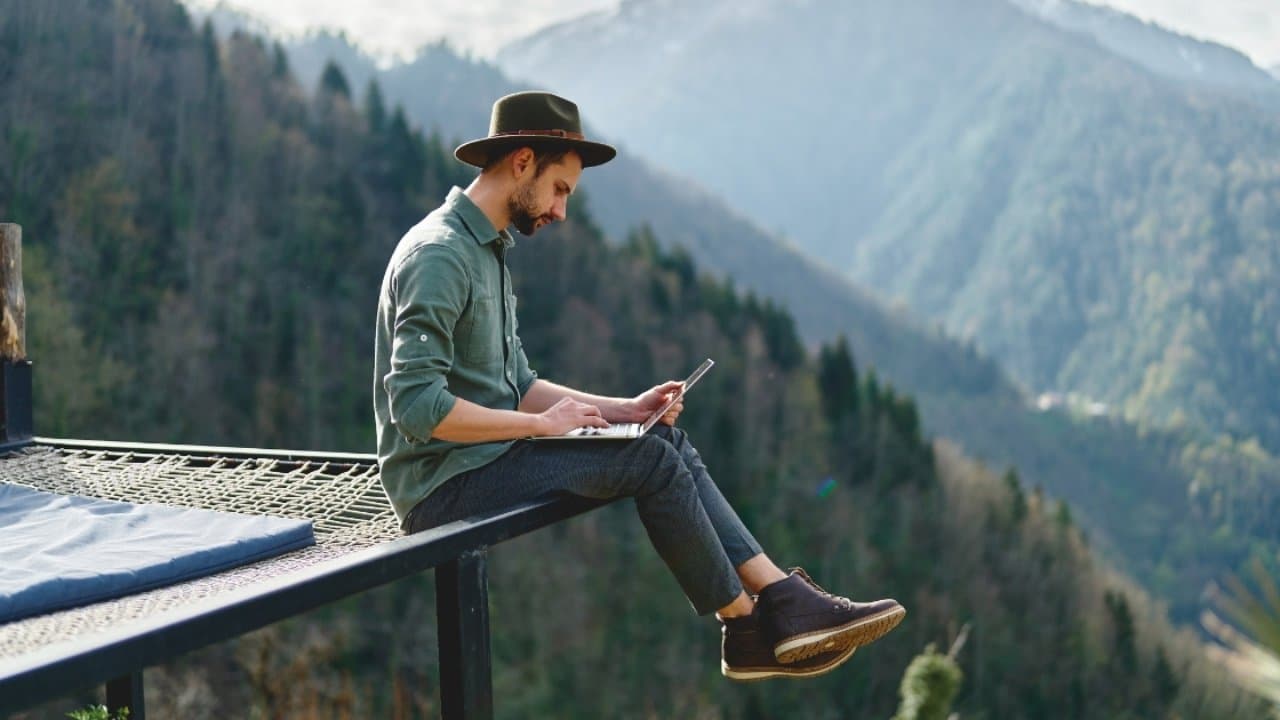 Career: love to travel around these jobs offers you the adventure and opportunities