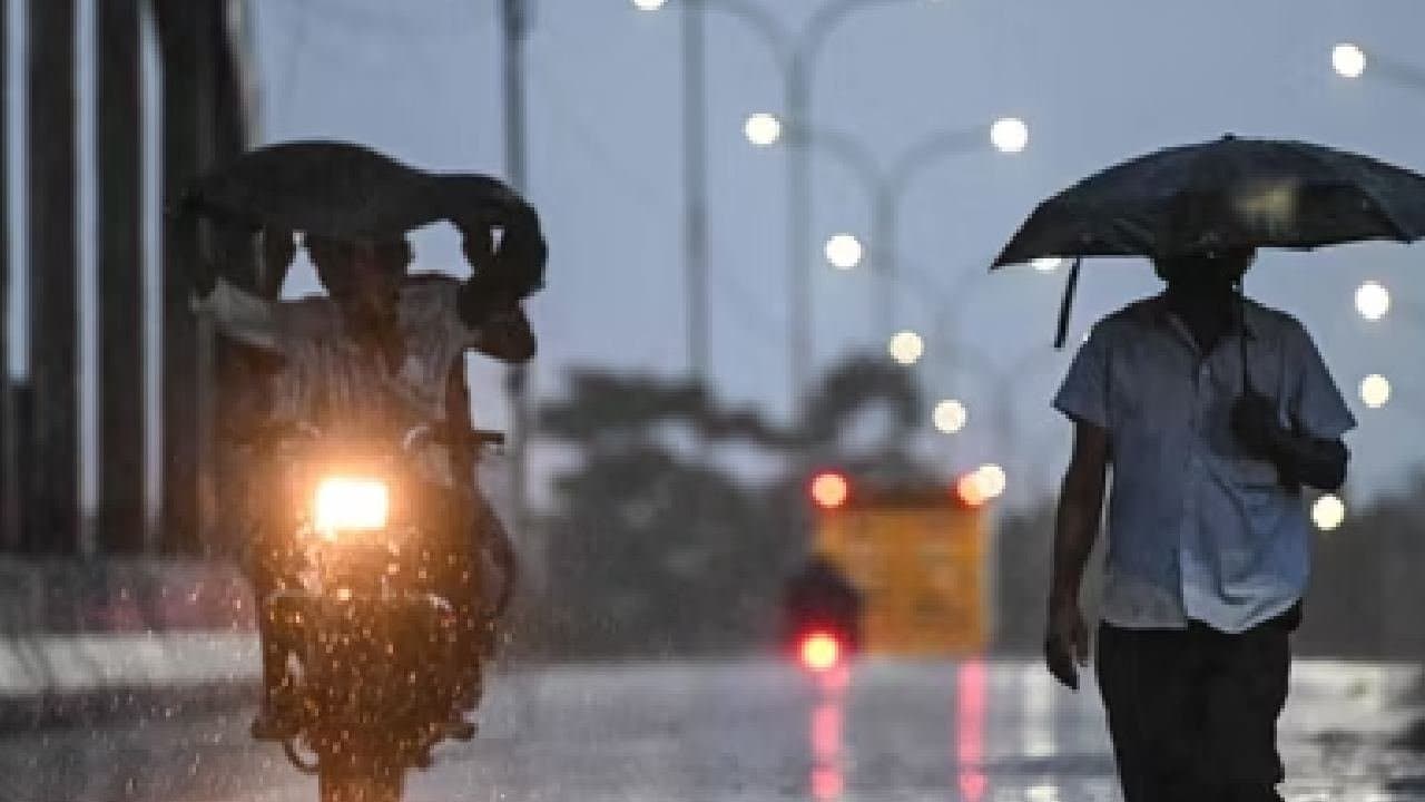 IMD Weather Update rain thunderstorm likely to continue in delhi Red alert 