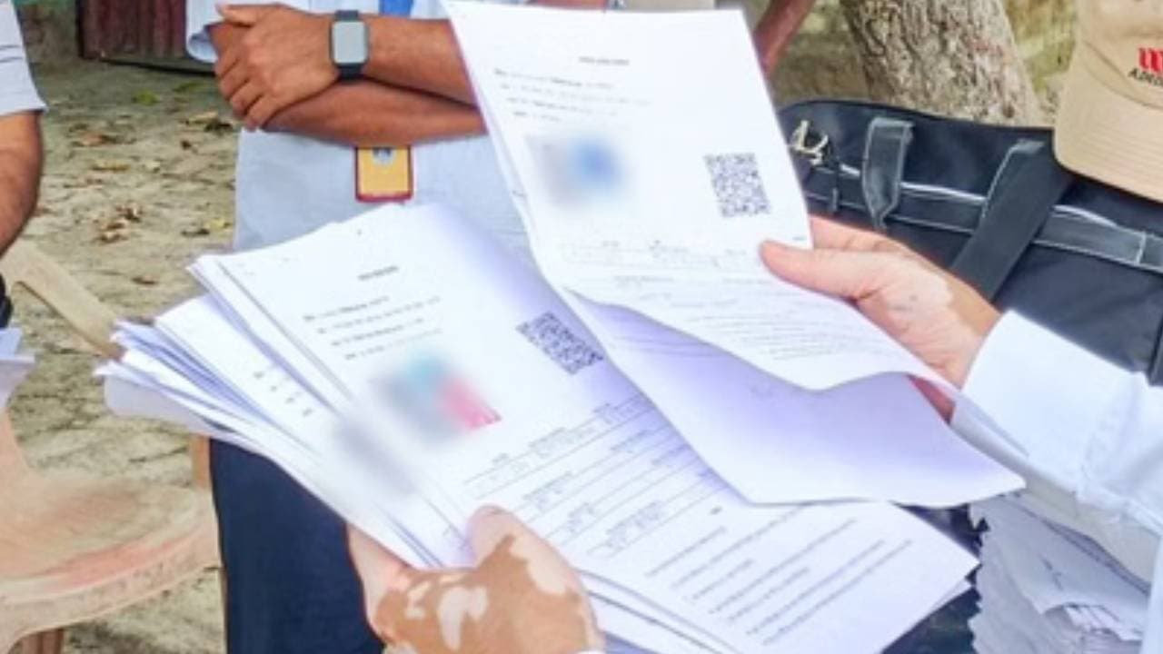 Genuine Indians tried to be addressed as Bangladeshi allegation against BJP