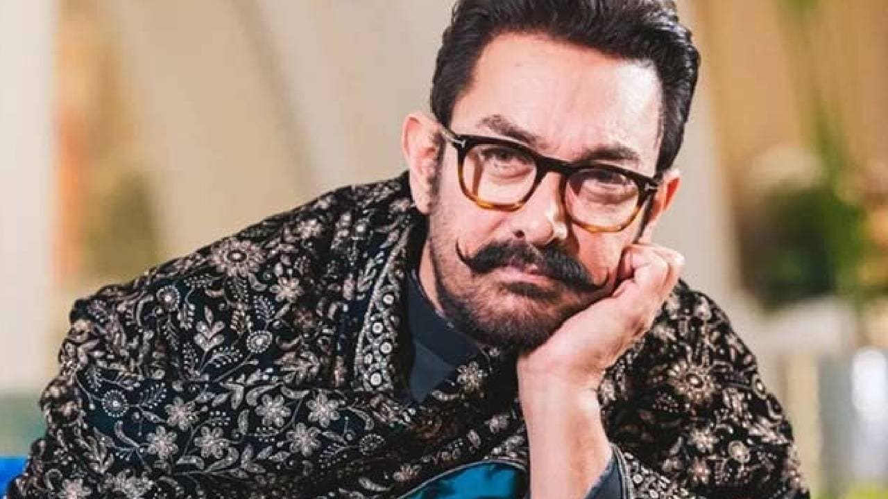Aamir Khan to play murderer in directorial debut of Vir Das 