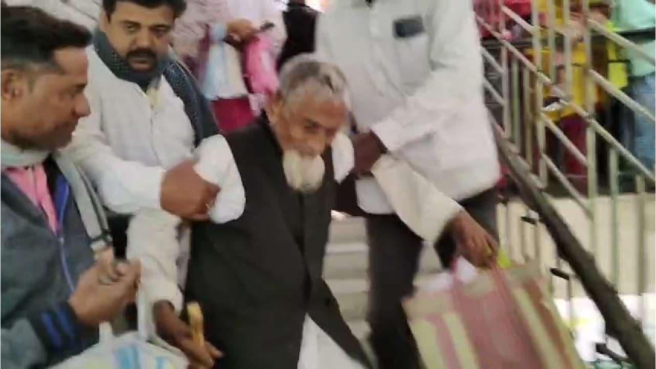 104-year-old person appeared before Election Commission for SIR hearing