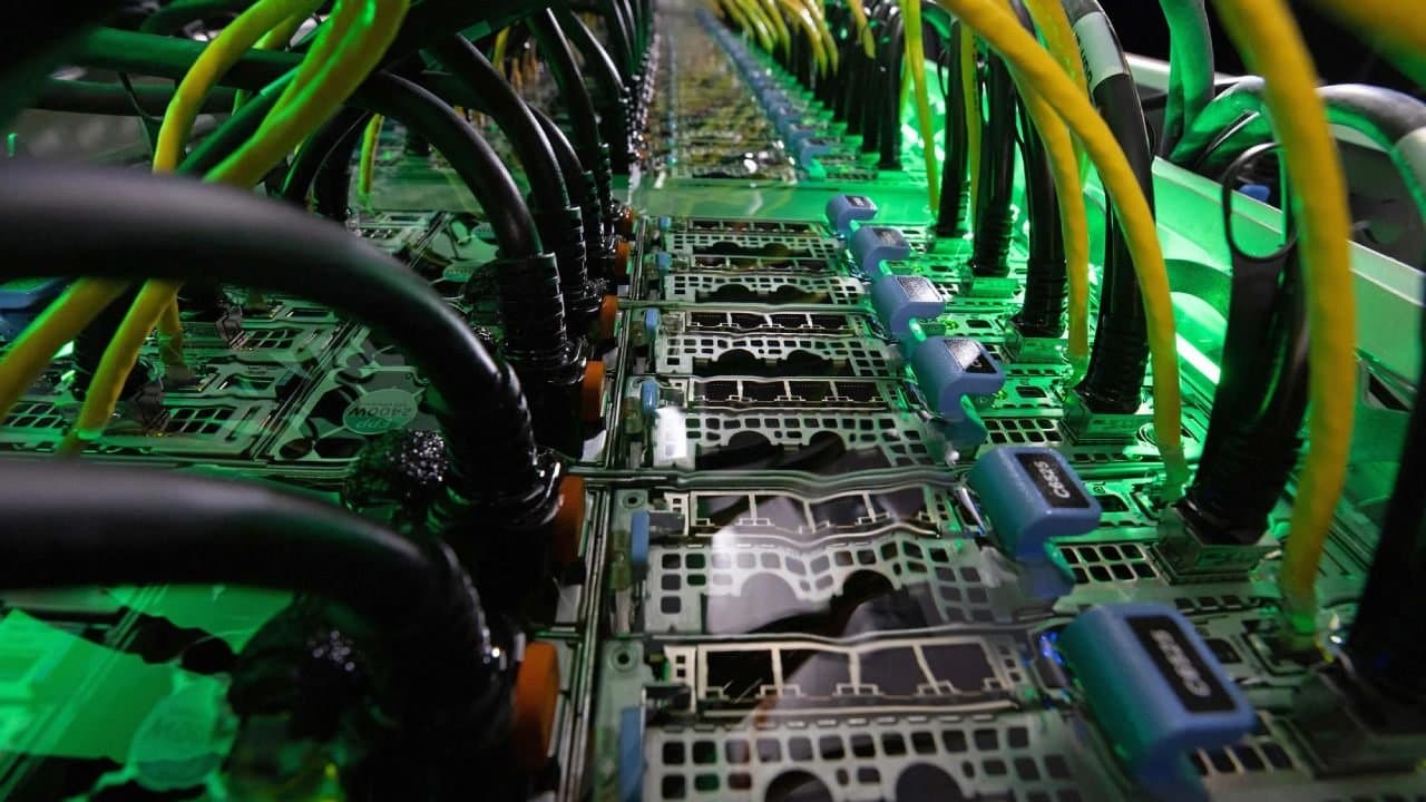 AI Data centers devours 20 lakh litre water per day