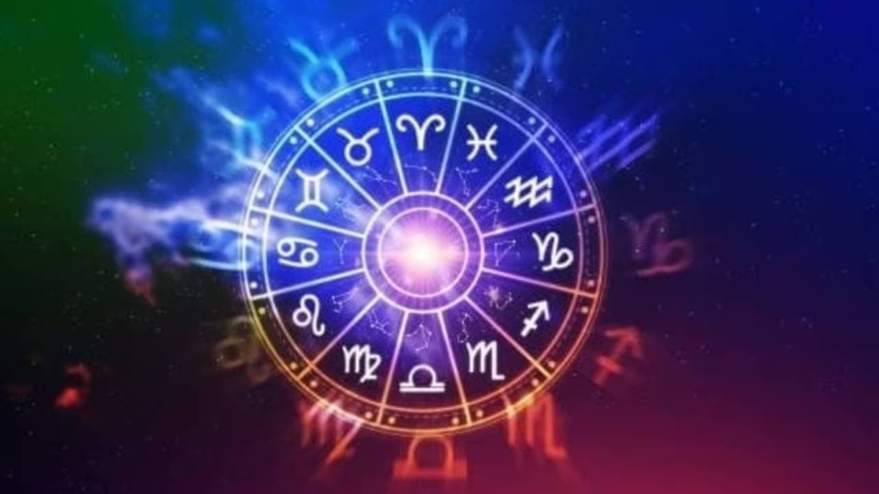 These zodiac signs will have romantic relationship in 2026