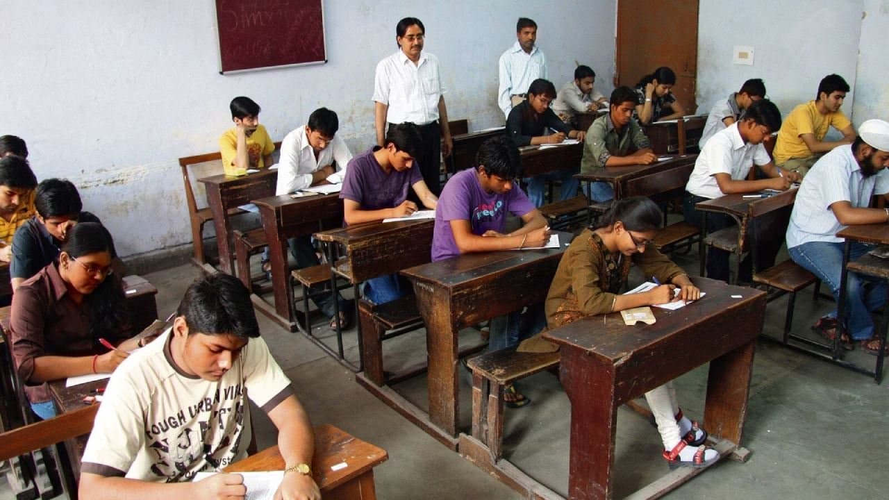 JEE Mains 2026: Exam date controversy verbal pat between political parties
