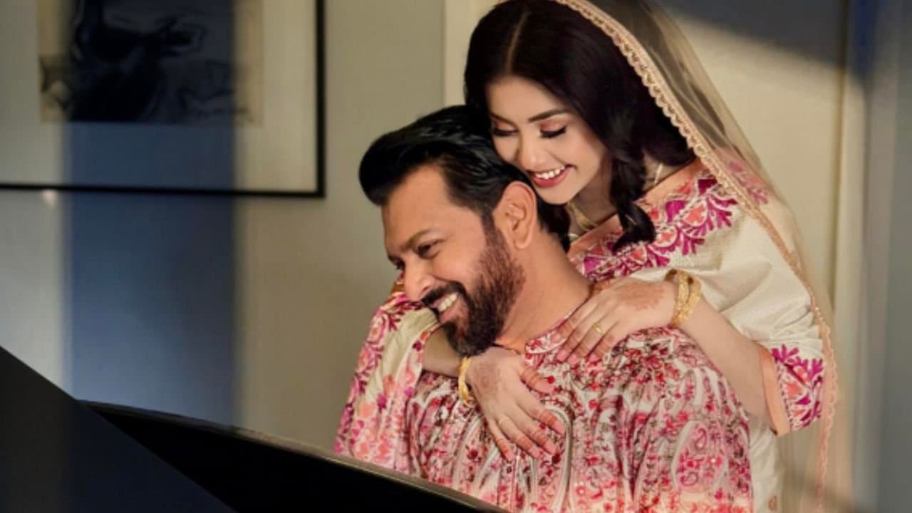 Roza Ahmed Khan deletes pictures with Tahsan Rahman Khan 