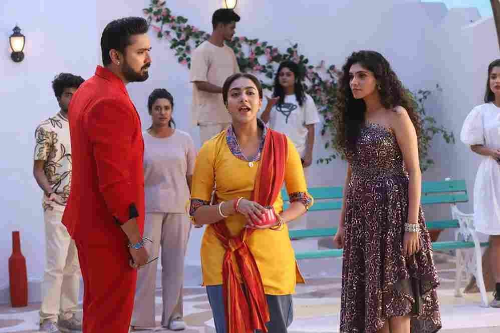  Rubel showing love to Mohona shotting going on