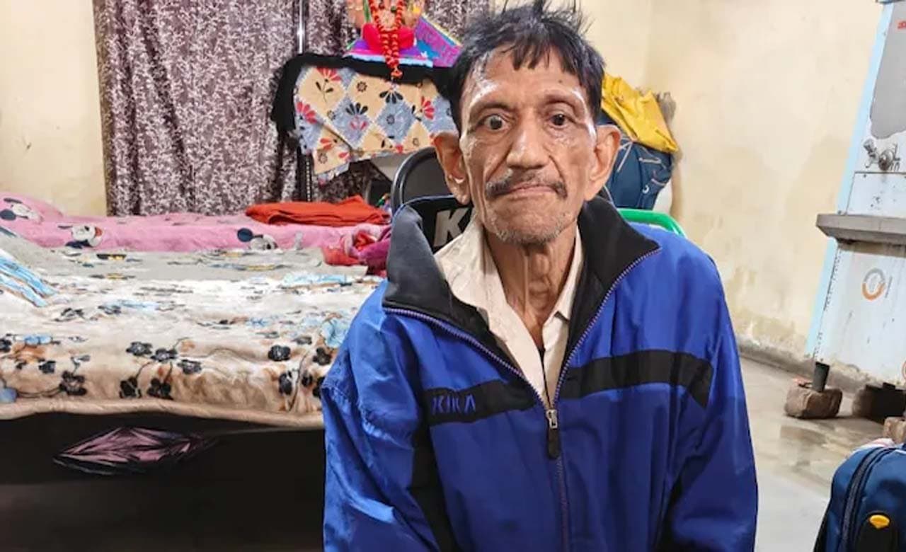 Three houses multiple auto rickshaws cars and a part-time moneylending business meet Mangilal the millionaire beggar from Indore