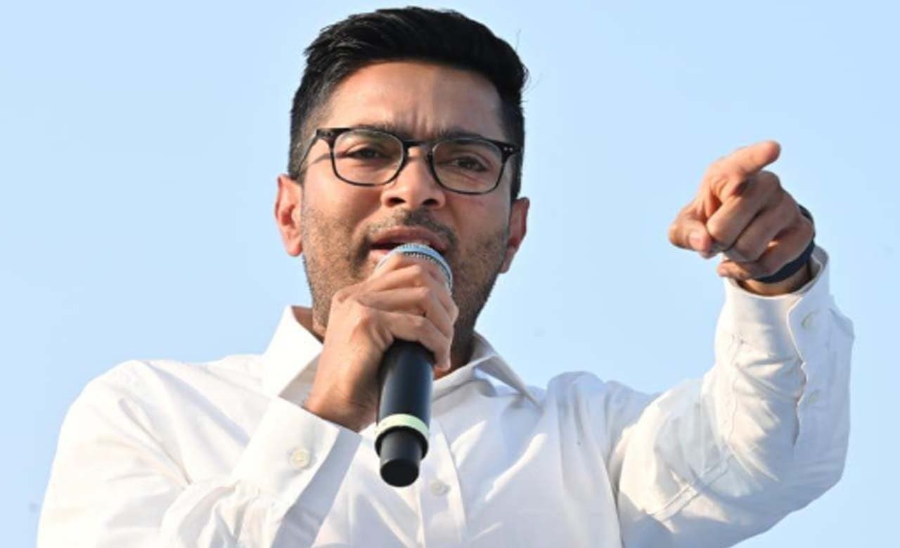 Abhishek Banerjee send Yusuf Pathan on Benldanga