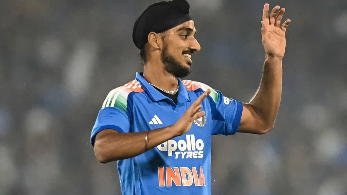 Arshdeep Singh strikes in first over and internet slams Gautam Gambhir 