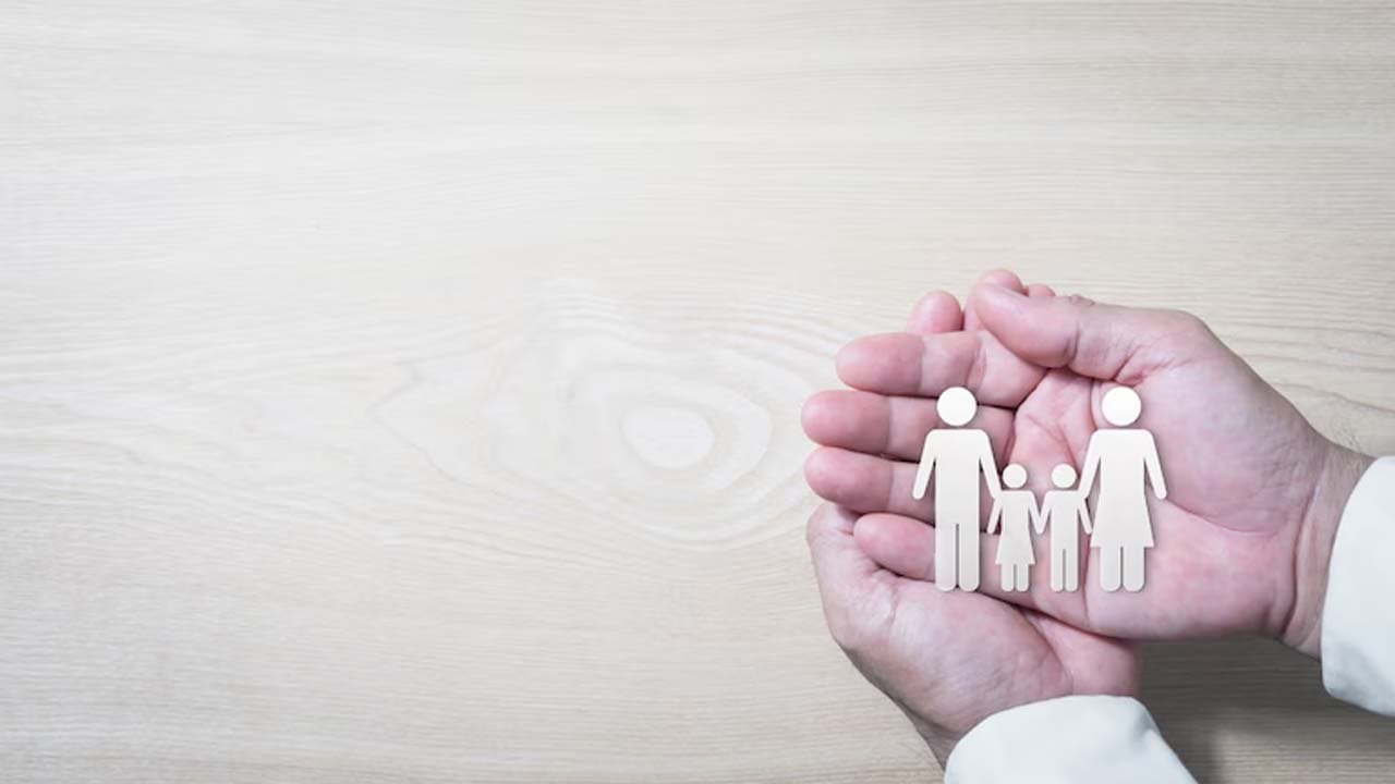 When the family is dependent on a single income earner how much term insurance is sufficient