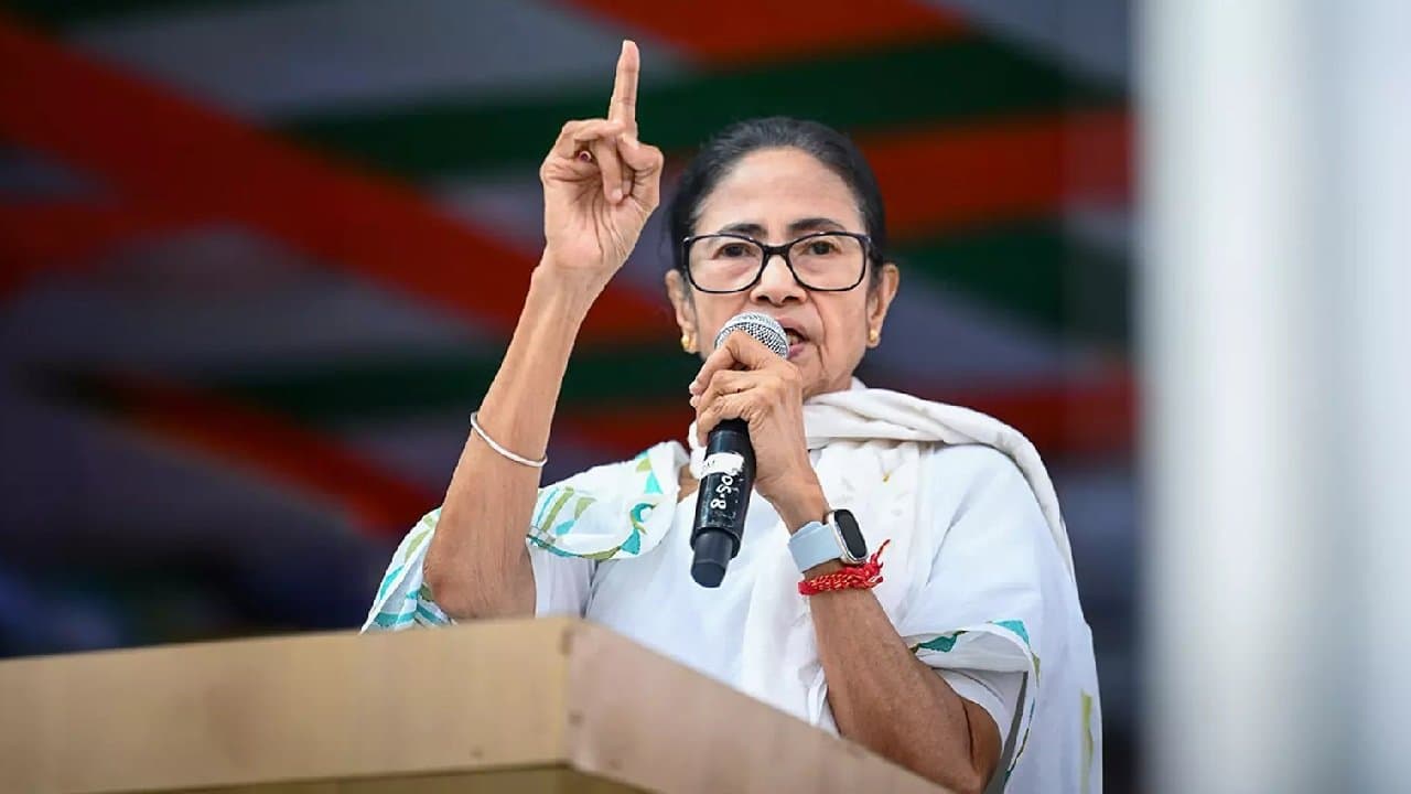 Sources says Mamata Banerjee will hold a meeting in singur
