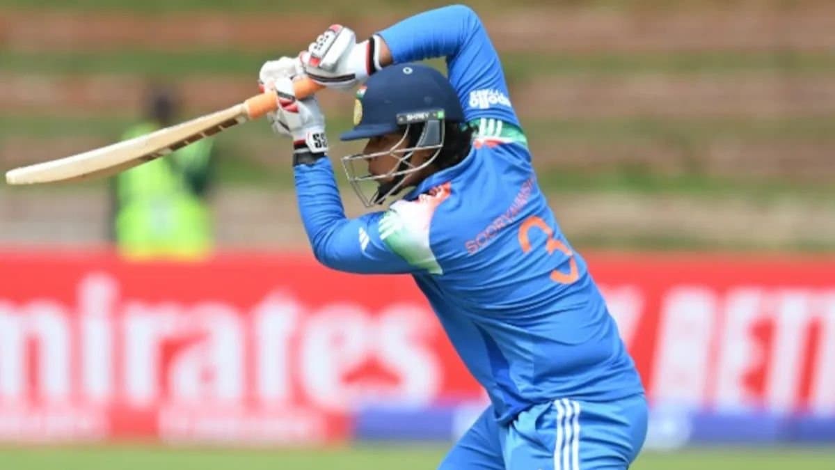 Vaibhav Suryavanshi took a stunning catch near the boundary rope against Bangladesh U19 World Cup