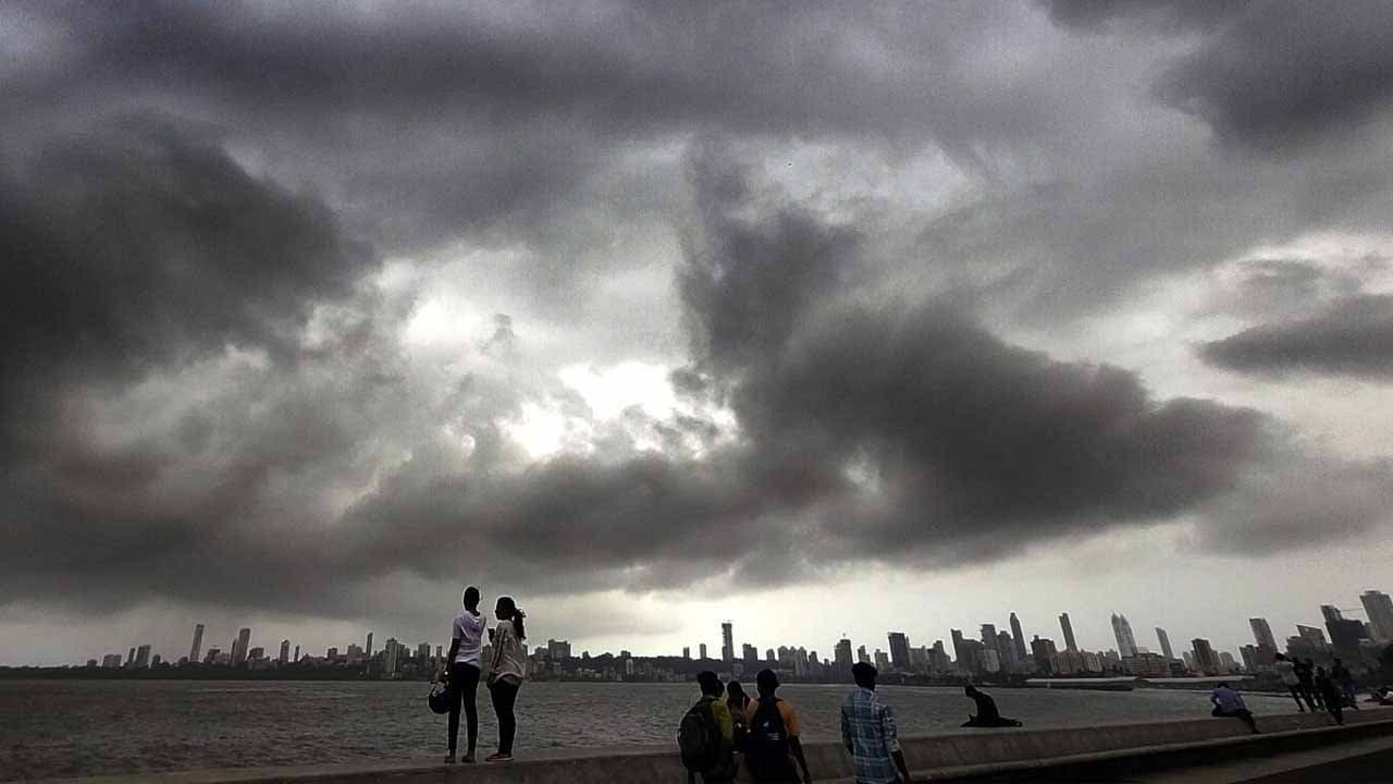Global Warming: Extreme rainfall speeding carbon loss from soils
