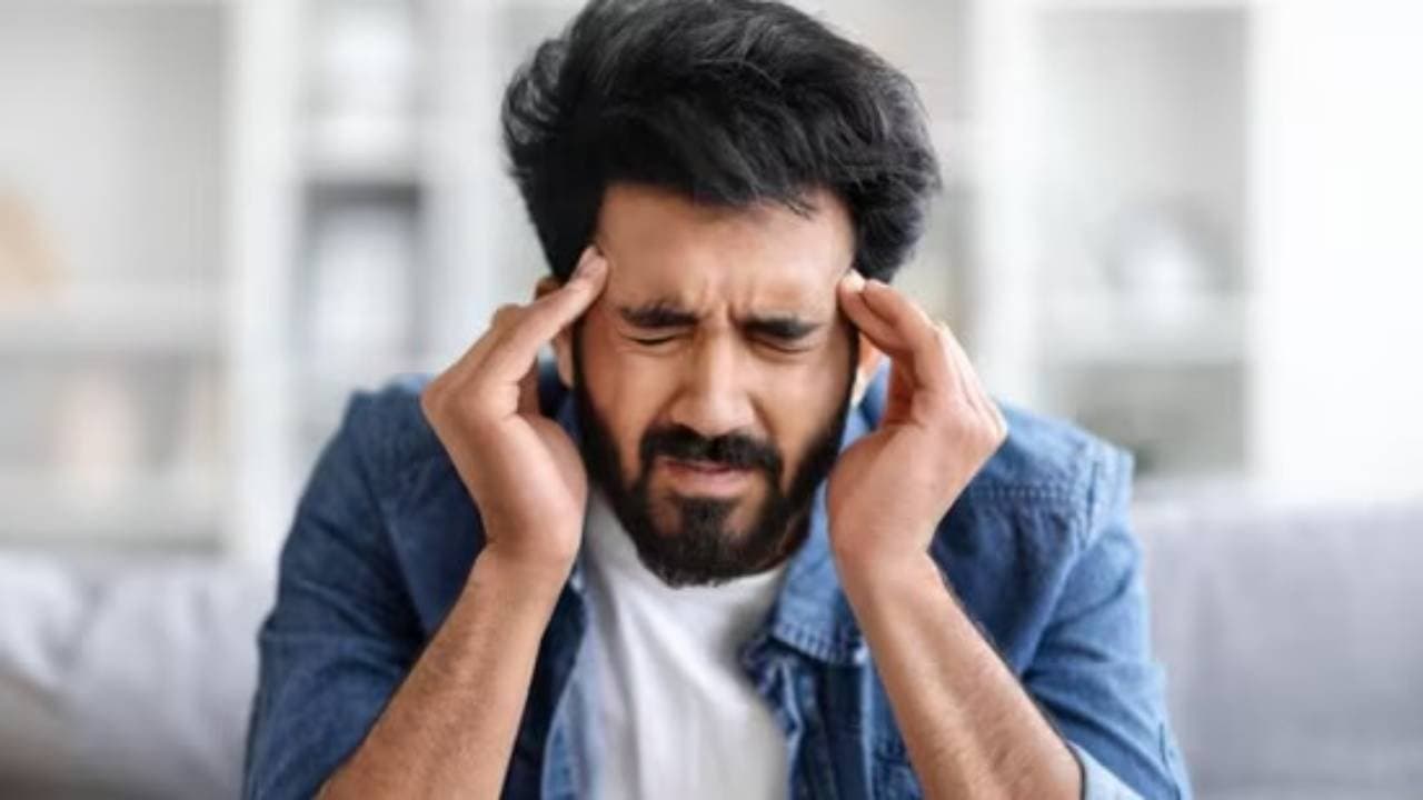 Frequent headaches could be symptoms of eye disease 