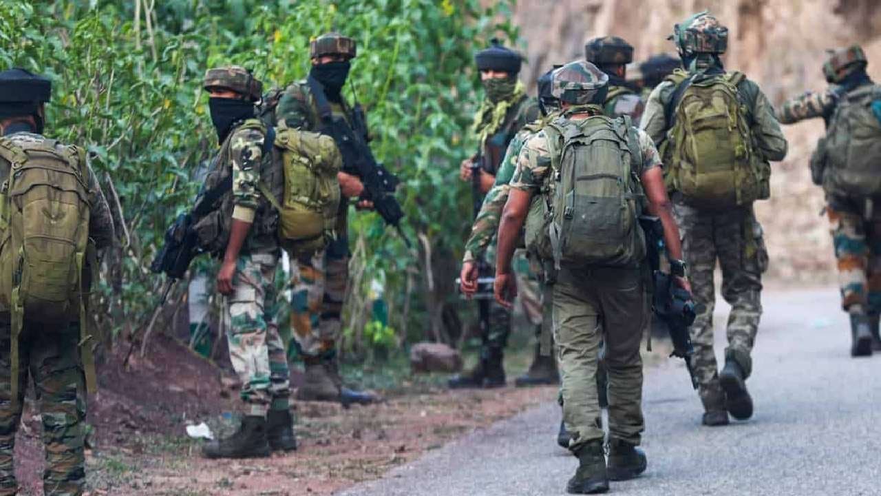 Encounter in Jammu Kashmir Kishtwar as Jaish terrorists believed to be holed up