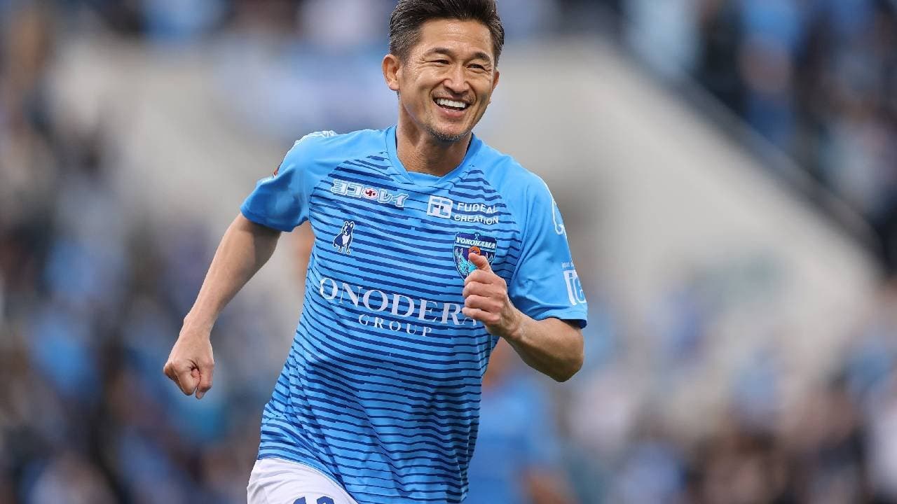 59 Years old japanese footballer Kazuyoshi Moura signs for a new club