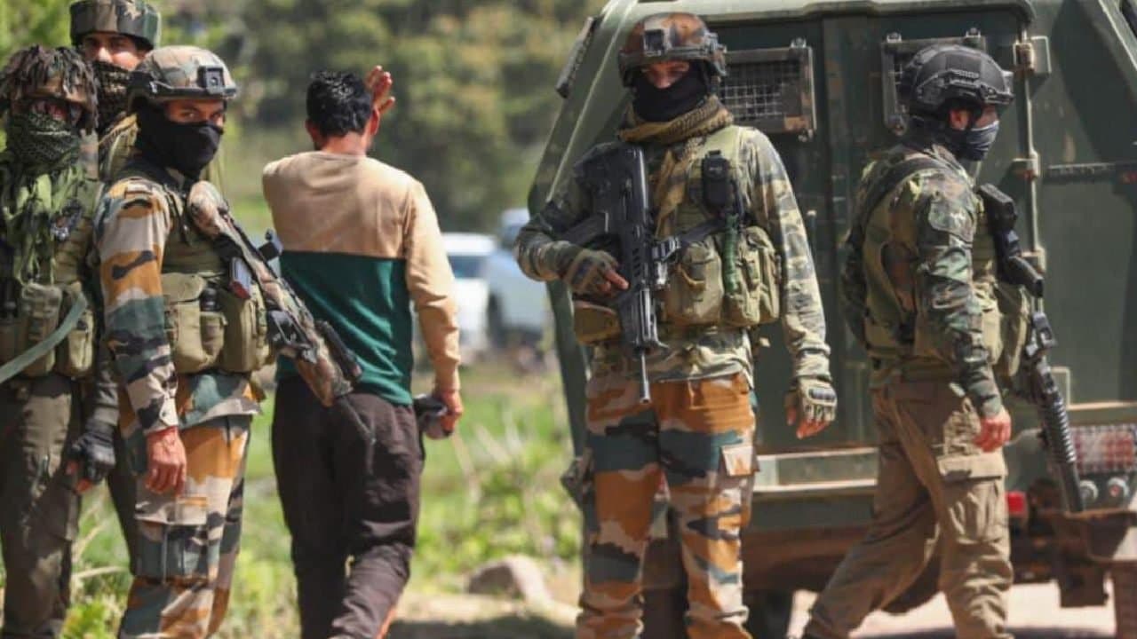 Four Soldiers Dead Several Injured After Army Vehicle Plunges Into Deep Gorge in Jammu and Kashmir 
