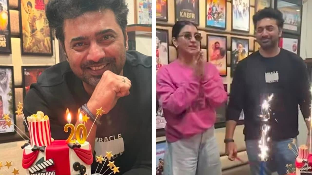 Dev celebrates his 20 years in tollywood by cutting cake