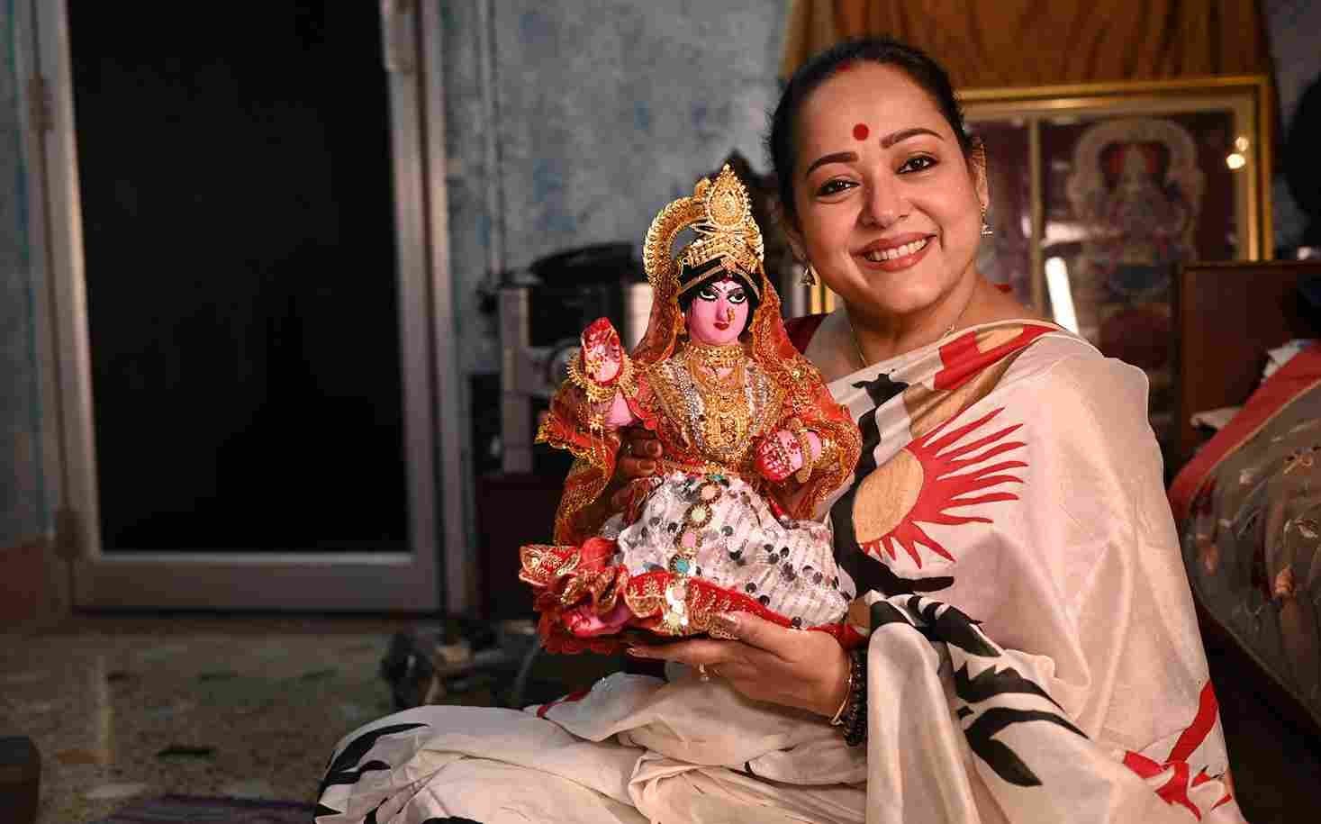laxmi puja at actress aparajitaaddha's house