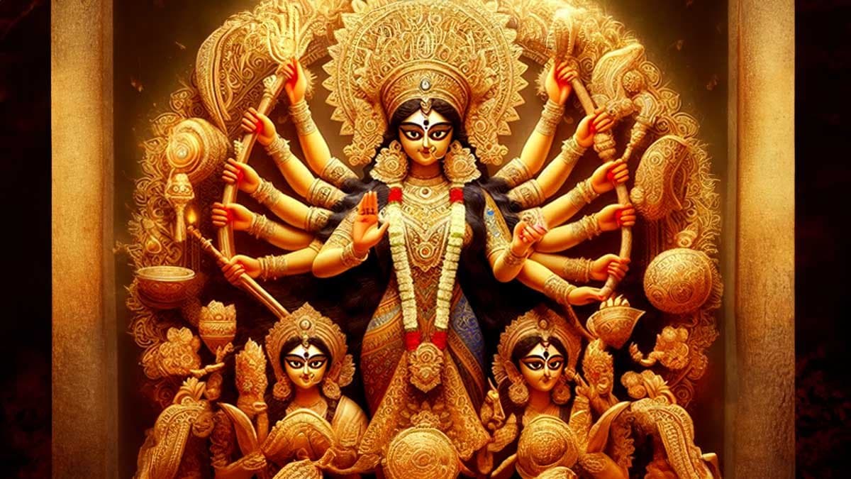 টলি তারকাদের বাড়ির জগদ্ধাত্রী পুজো