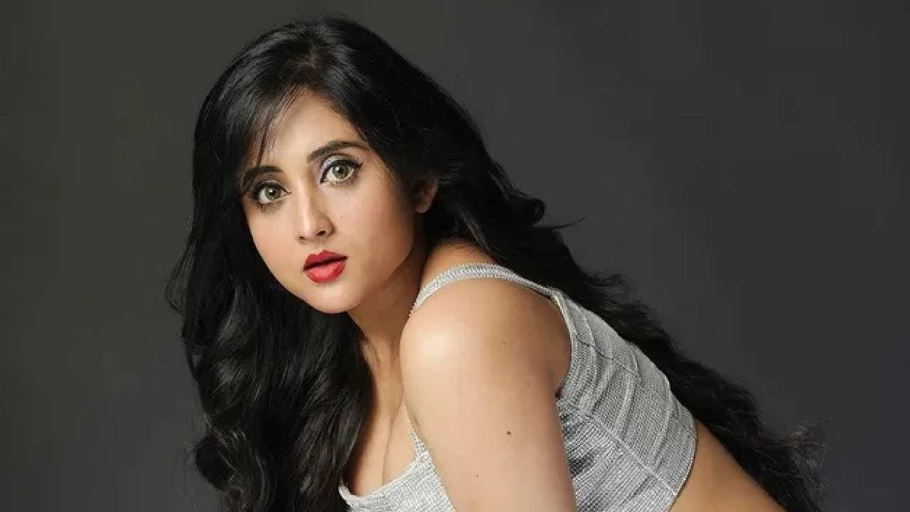 Soumitrisha Kundu summons for SIR hiring 