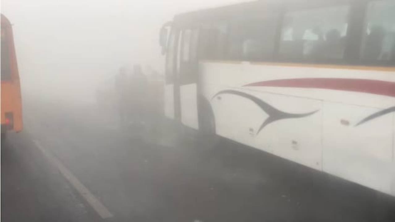 One Dead Twenty Four Injured In Vehicle Collisions Due To Fog On Delhi-Lucknow Highway