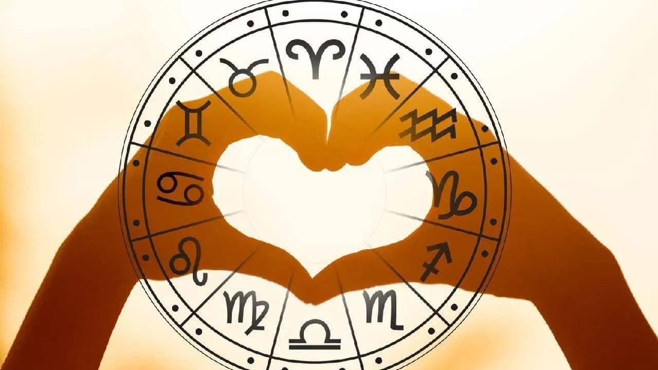 Zodiac Signs romantic but can not express love