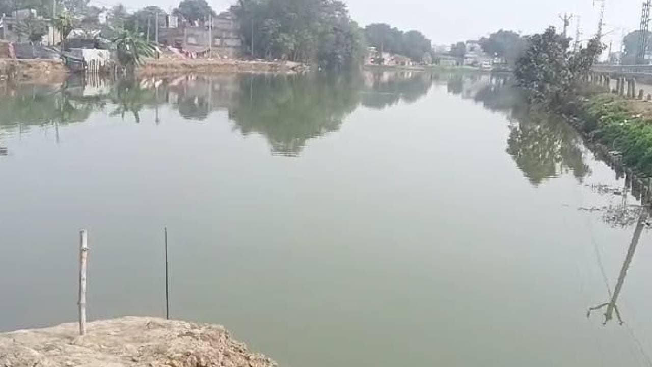 Water body excavated during Pal regime allegedly filled up in Murshidabad