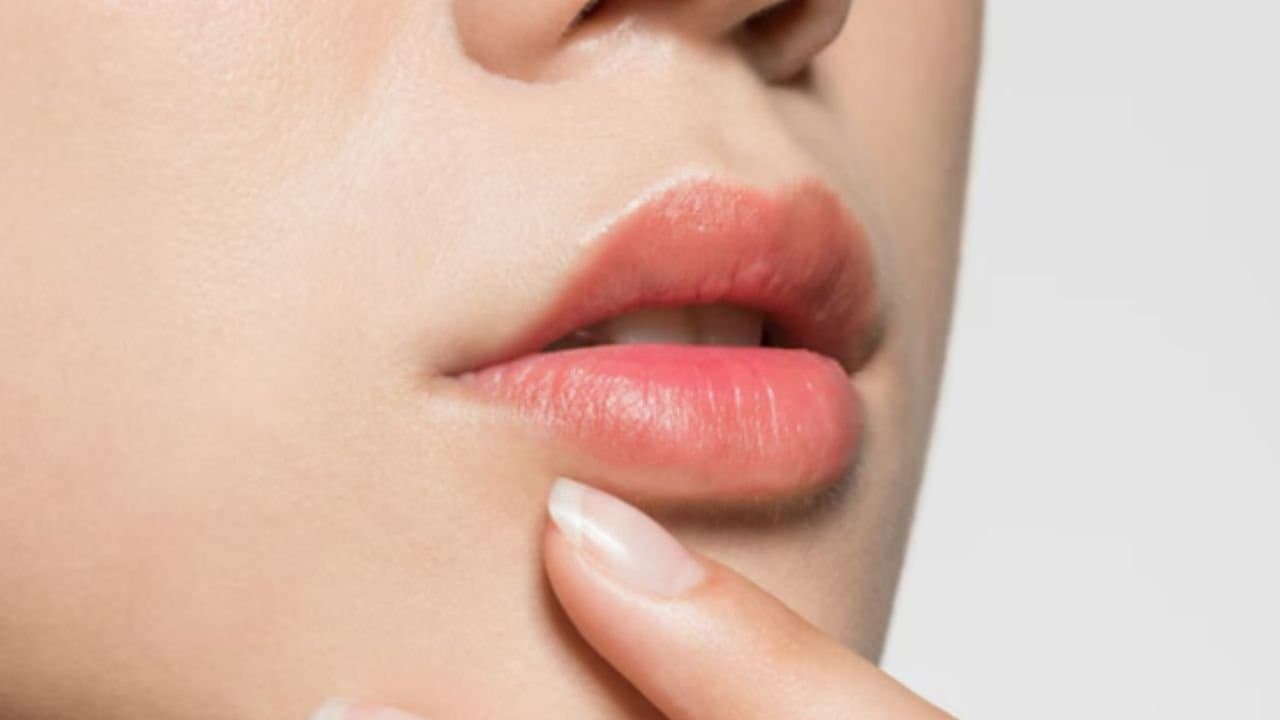 How to take care of your lips in winter