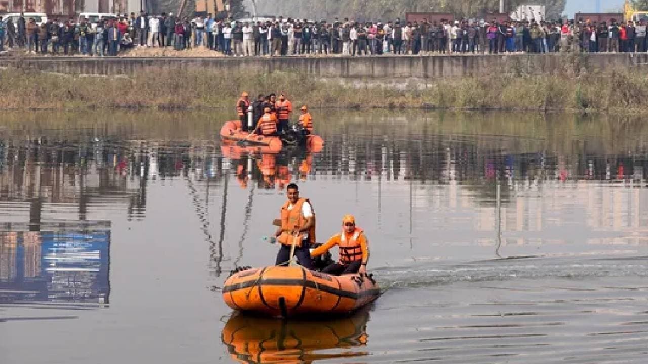 Noida techie death: Builder arrested after mans car plunges in water-filled excavation pit 