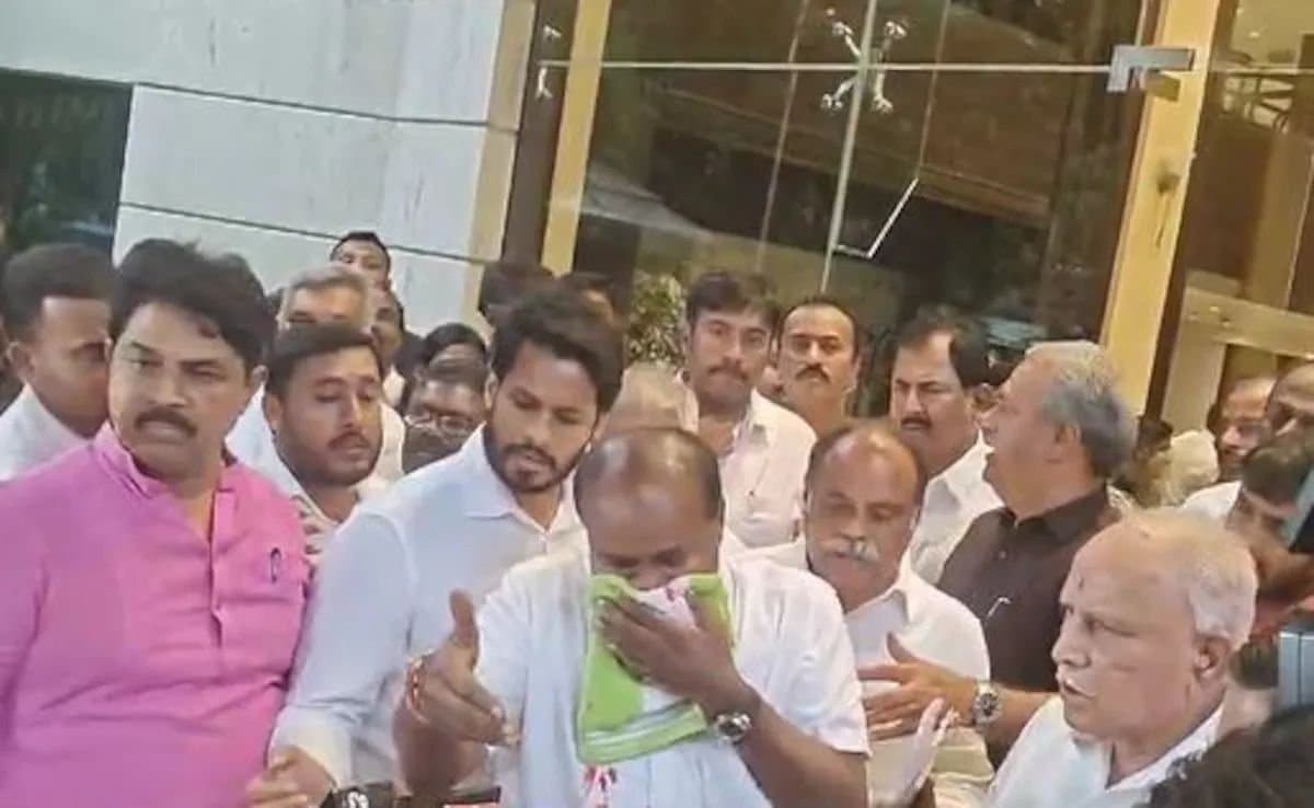 HD Kumaraswamy was at Media Interaction, rushed hospital, why? Gnr