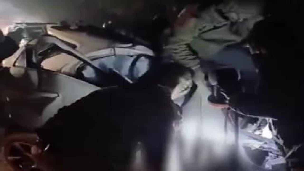 Four College Students Killed As Speeding Car Rams Tree In Telangana 